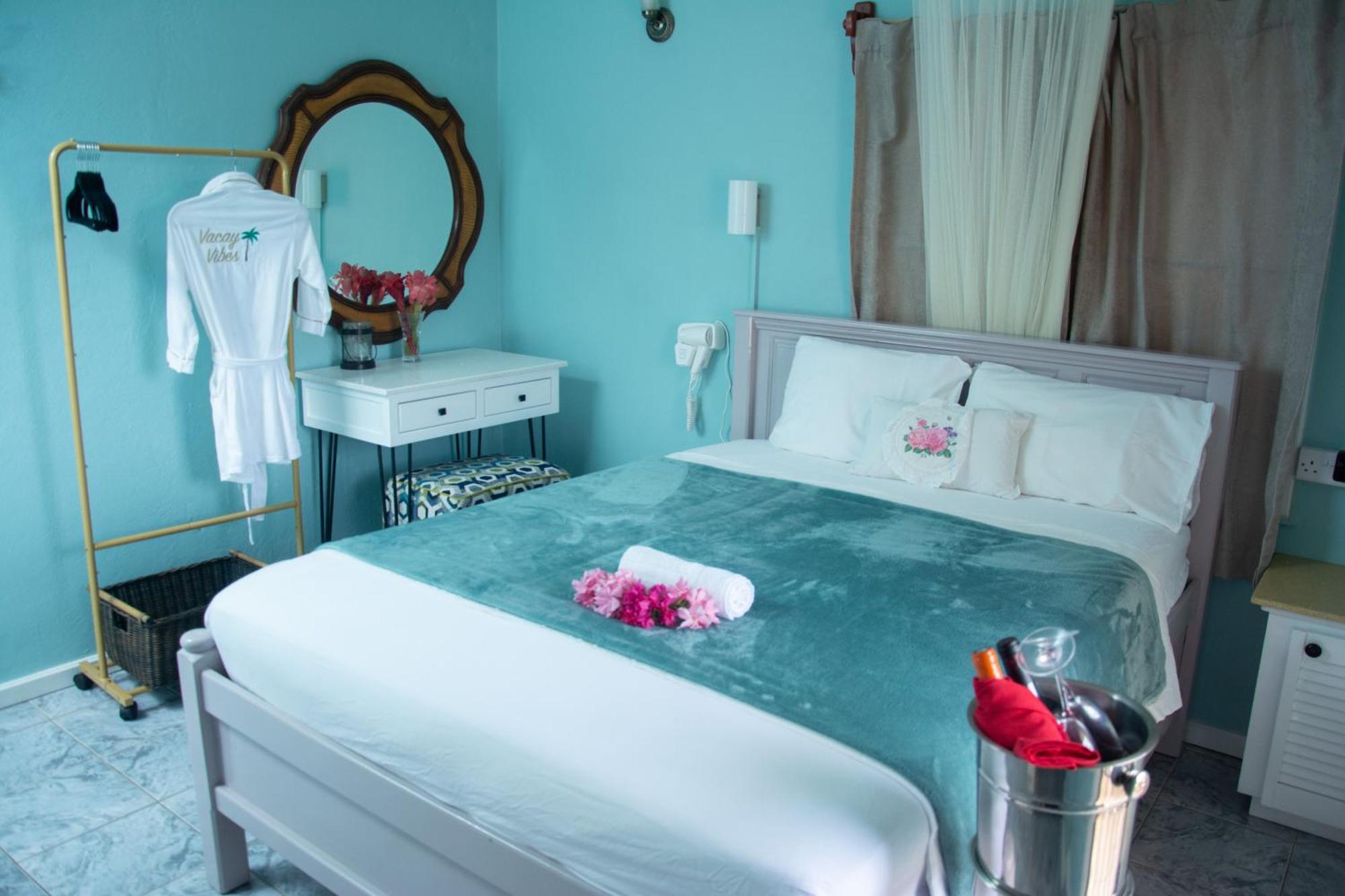 Mountain View Apartments Gros Islet Ngoại thất bức ảnh
