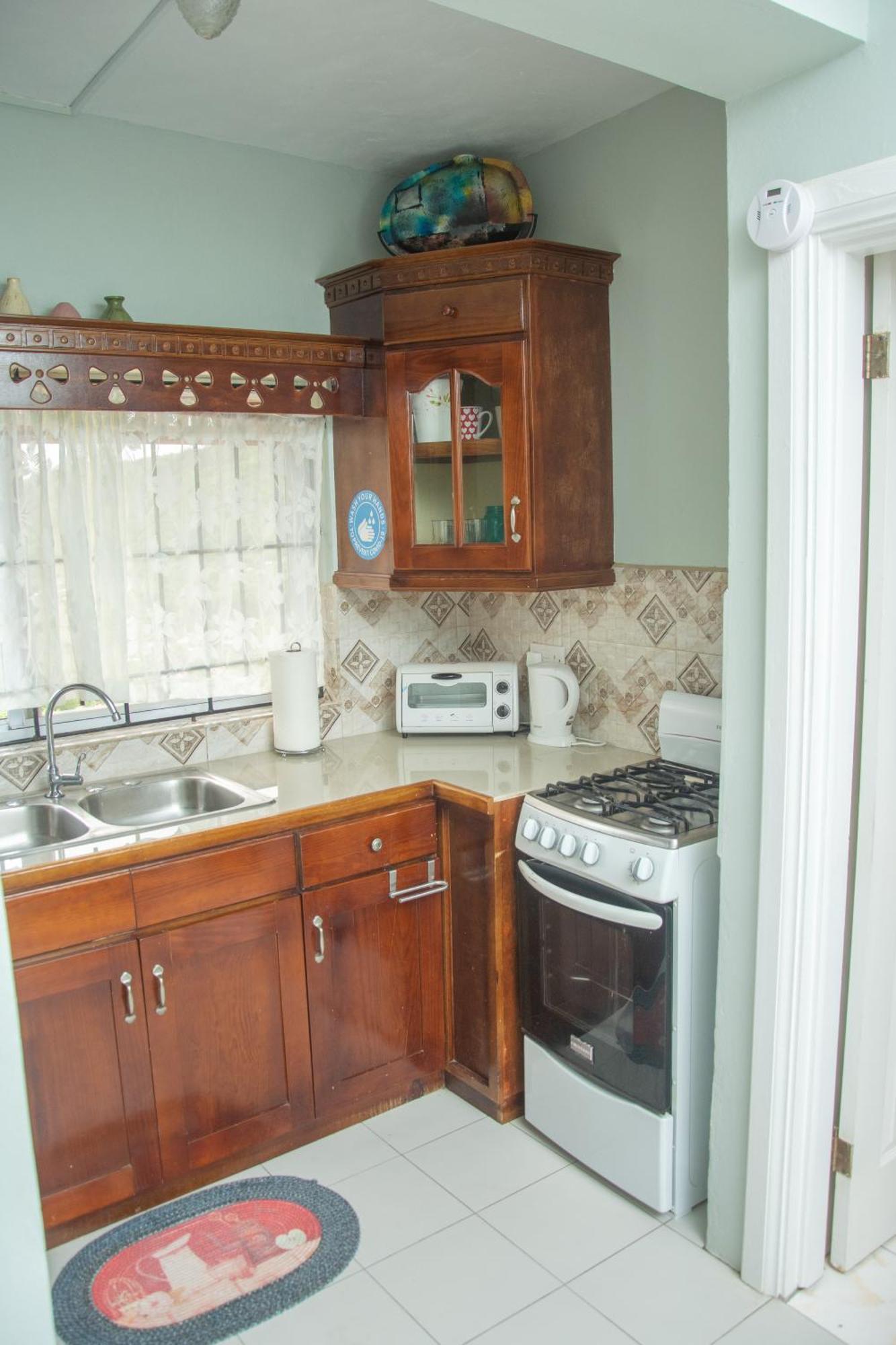 Mountain View Apartments Gros Islet Ngoại thất bức ảnh
