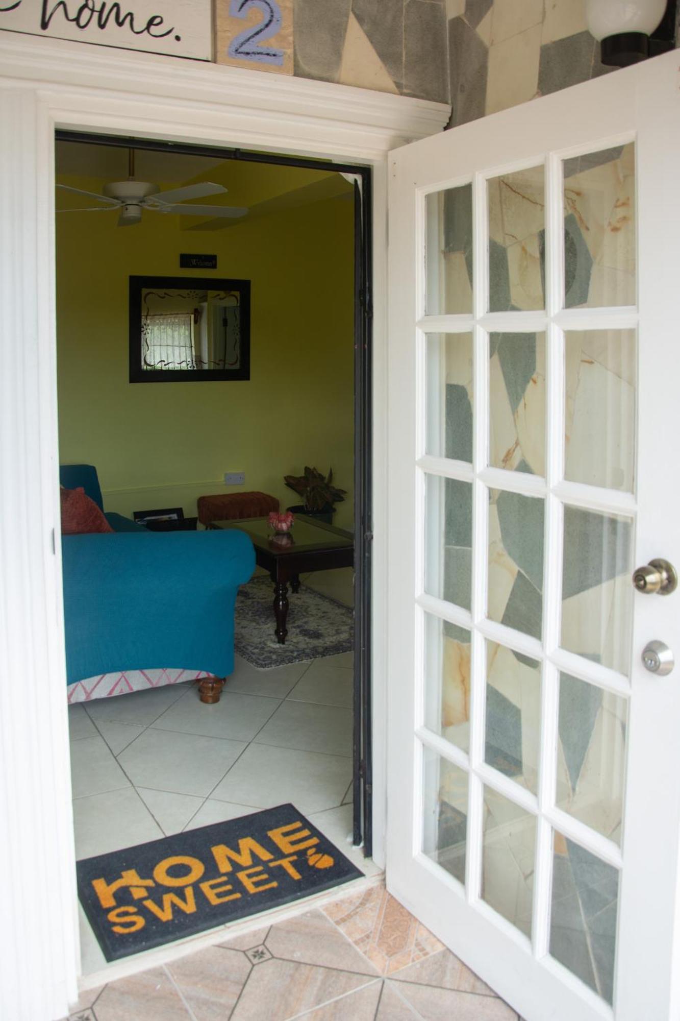 Mountain View Apartments Gros Islet Ngoại thất bức ảnh